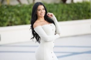 Advantages of Reading Latinfeels Reviews Online