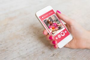 How to Download Mobile Dating App for Free Online