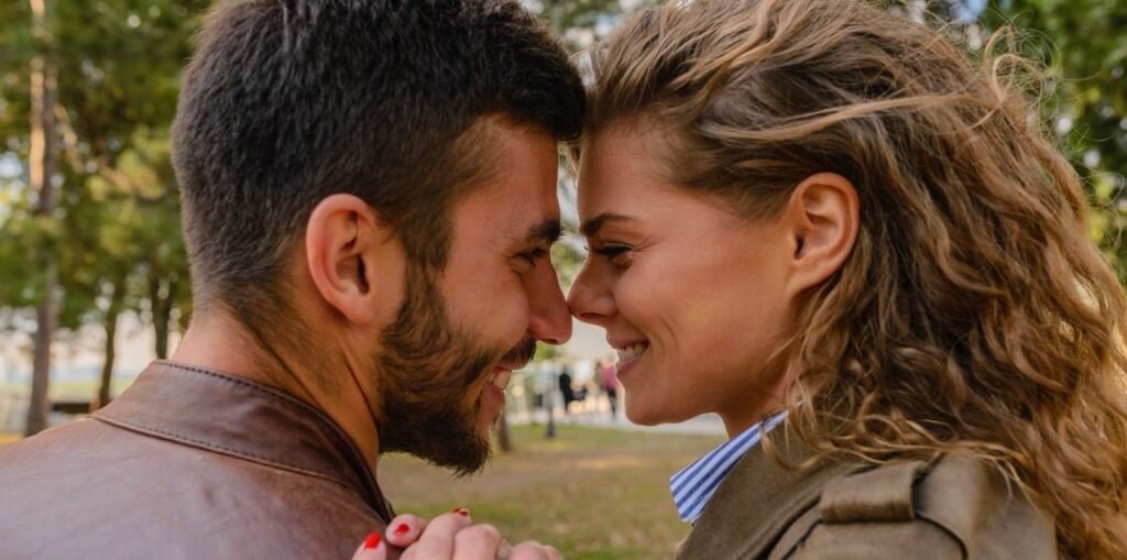 Best Dating Sites, Couple, Love, Best Dating Sites for Casual Dates, Serious Relationship
