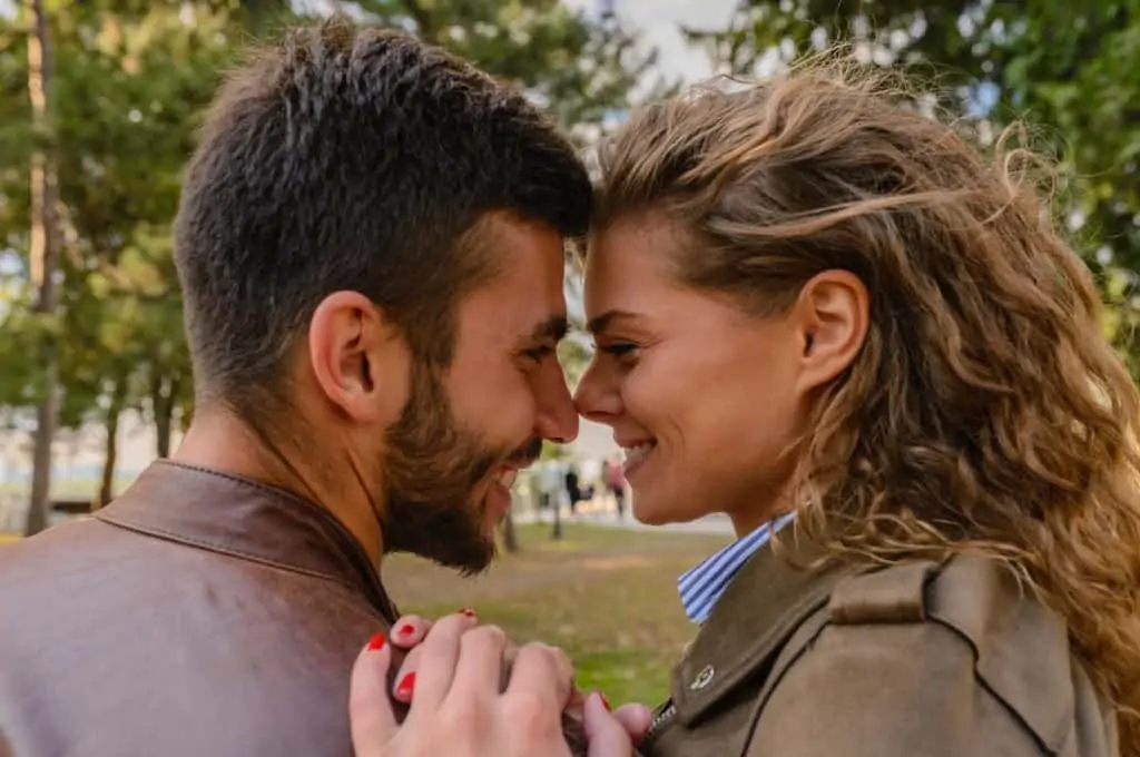 25 Best Dating Sites for Casual Dates, Serious Relationship and Hookup