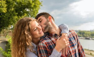 Amolatina for Introverts: Finding Love Without the Overwhelm